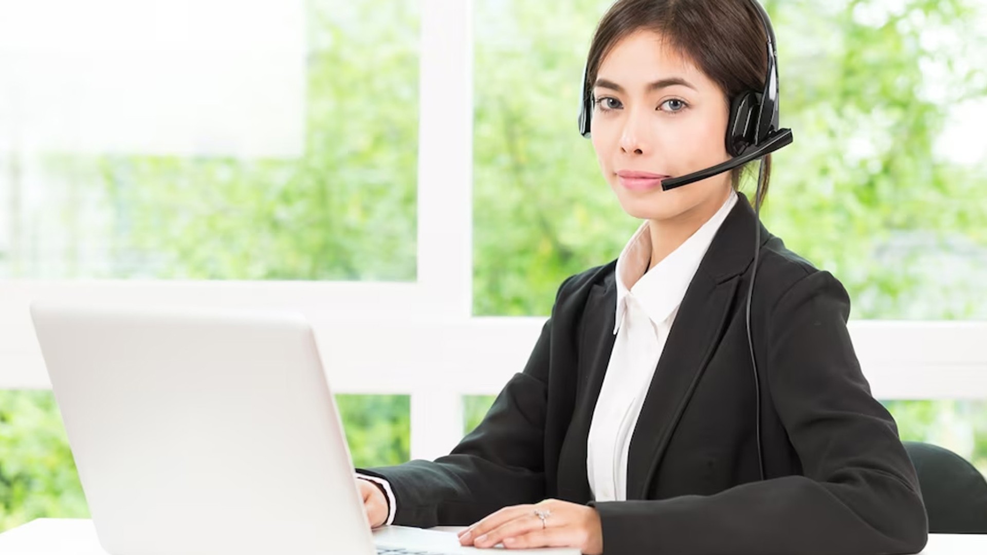 Đội ngũ hỗ trợ khách hàng của vn68 win